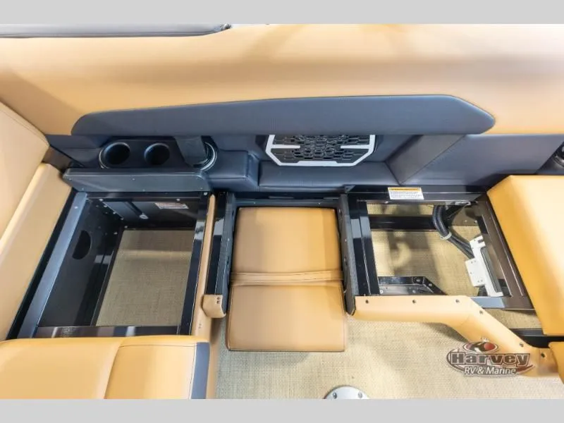 Slide: The Image of Vogue Performance 25 RL 2026 - 18