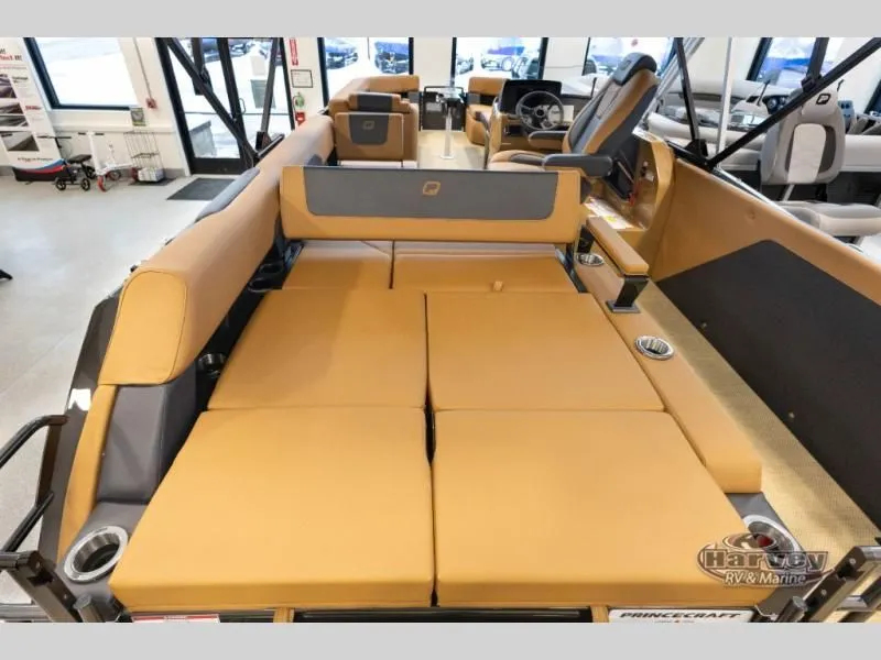 Slide: The Image of Vogue Performance 25 RL 2026 - 20