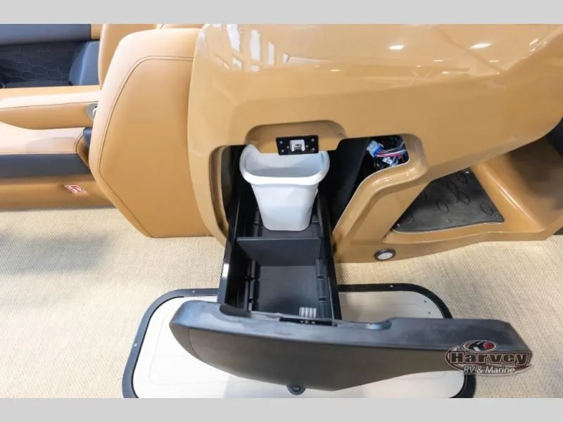 Slide: The Image of Vogue Performance 25 RL 2026 - 30