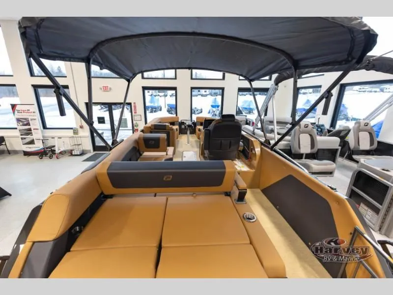 Slide: The Image of Vogue Performance 25 RL 2026 - 5