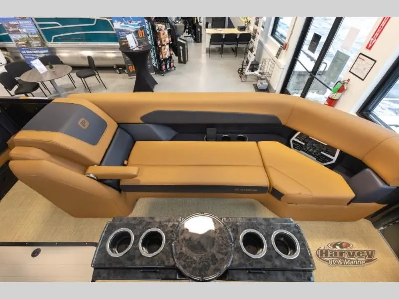 Slide: The Image of Vogue Performance 25 RL 2026 - 7