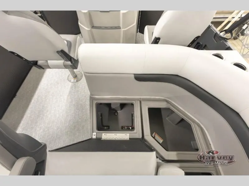 Slide: The Image of Sportfisher 21-2RS 2026 - 14