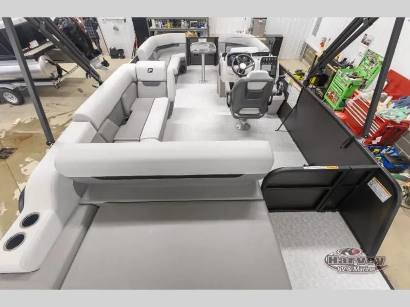 Slide: The Image of Vectra 21 RL 2026 - 9