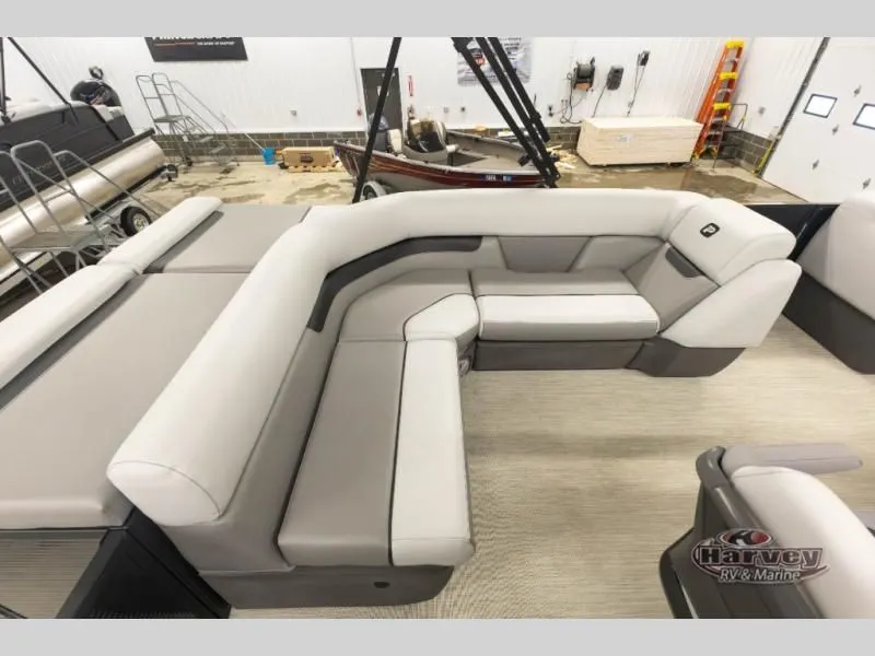 Slide: The Image of Vectra Sport 21L 2026 - 13