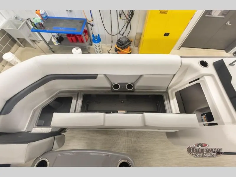 Slide: The Image of Vectra Sport 21L 2026 - 23