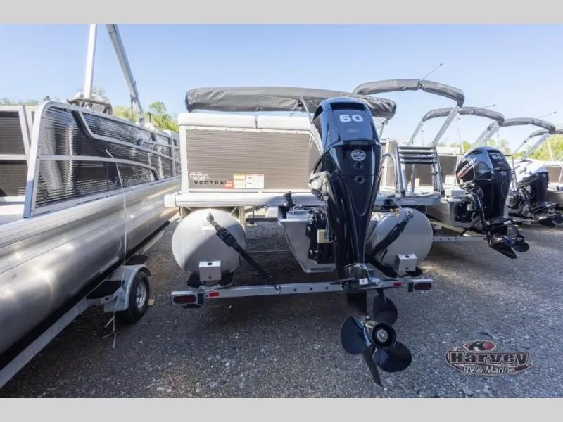 Slide: The Image of Vectra Classic 19 L boat with outboard motor, year 2026. - 4