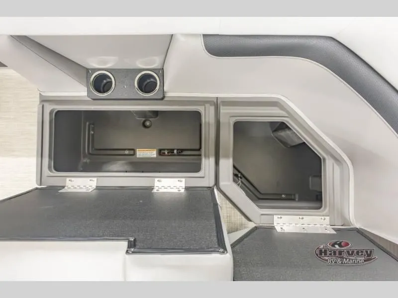 Slide: The Image of Vectra Classic 19 L 2026 - 10