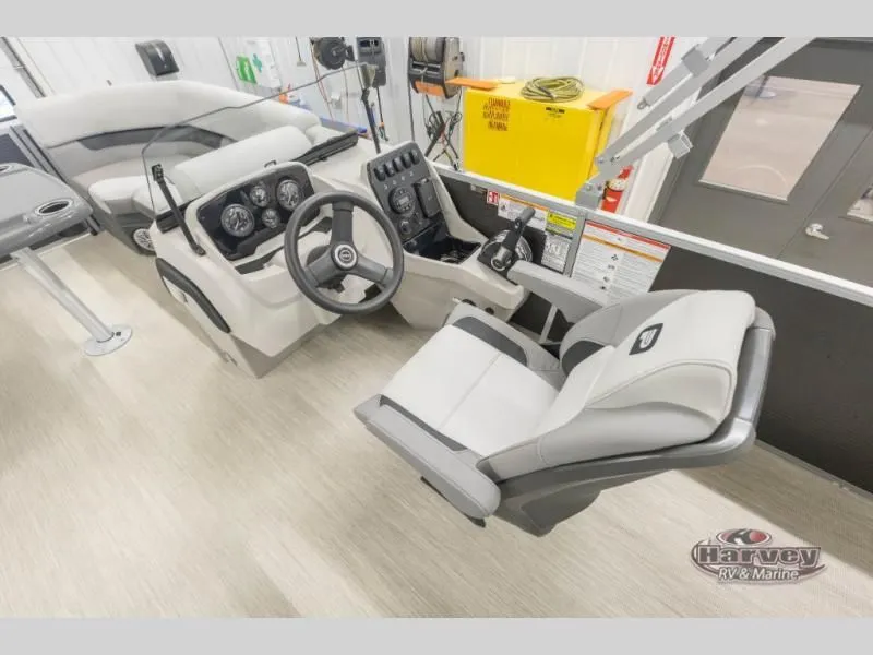 Slide: The Image of Vectra Classic 19 L 2026 - 16