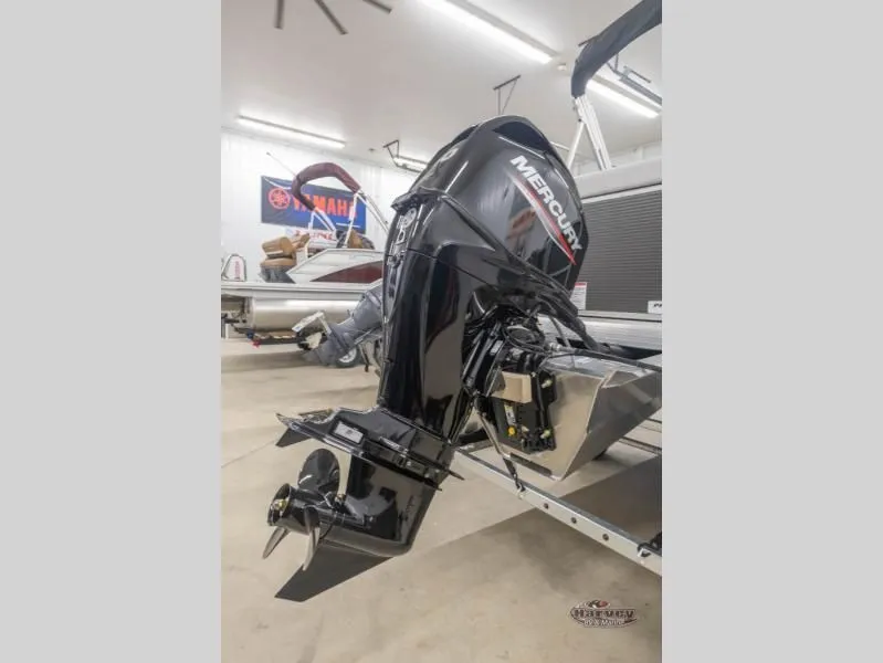 Slide: The Image of Vectra Classic 19 L 2026 - 5