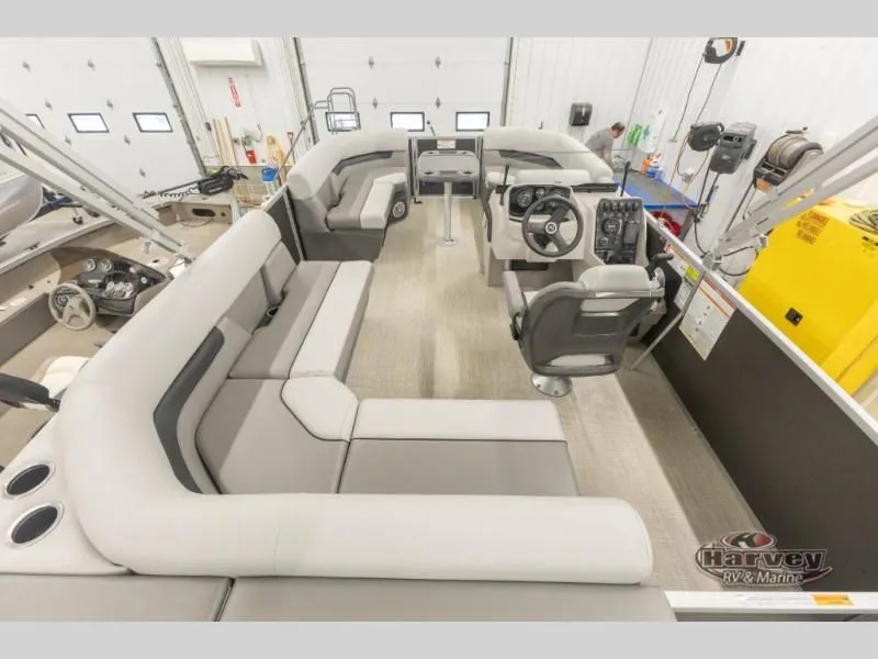 Slide: The Image of Vectra Classic 19 L 2026 - 8