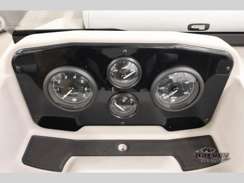 Slide: The Image of Sportfisher 21-2RS 2026 - 21