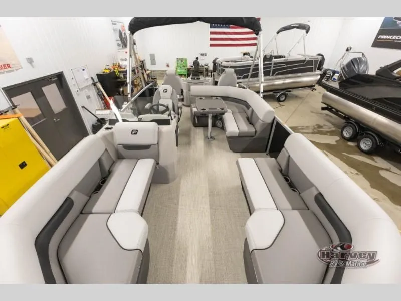 Slide: The Image of Sportfisher 21-2RS 2026 - 8