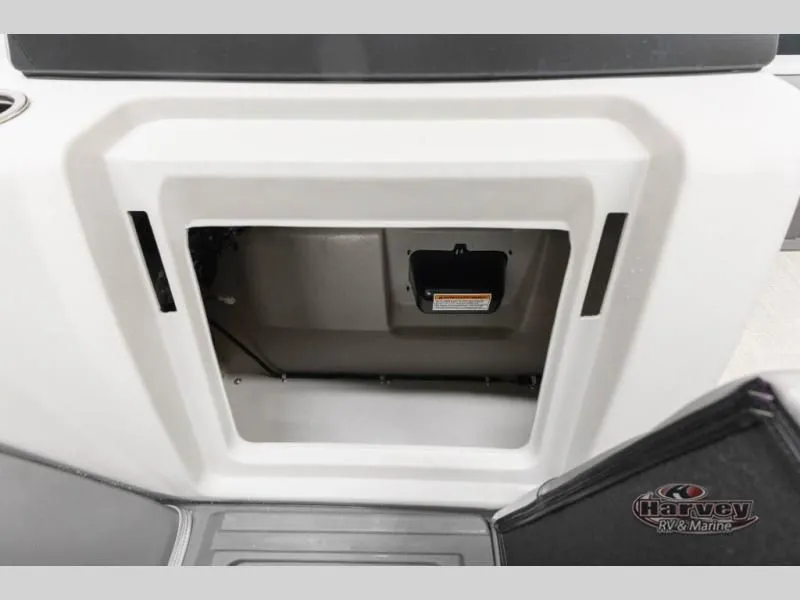 Slide: The Image of Vectra Classic 21 RL 2026 - 16