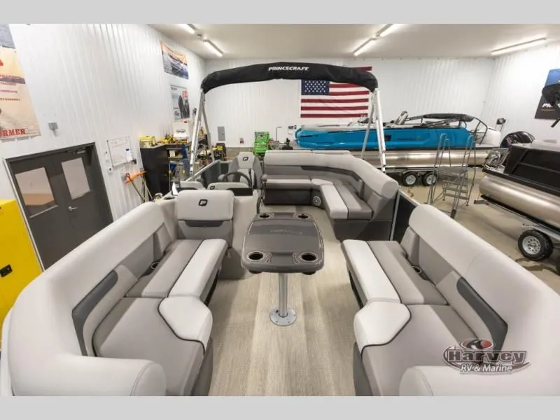 Slide: The Image of Vectra Classic 19 L 2026 - 11