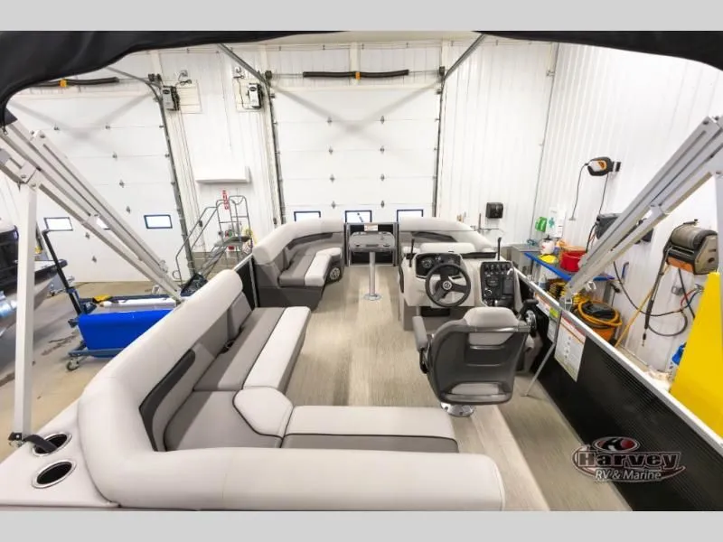 Slide: The Image of Vectra Classic 19 L 2026 - 12