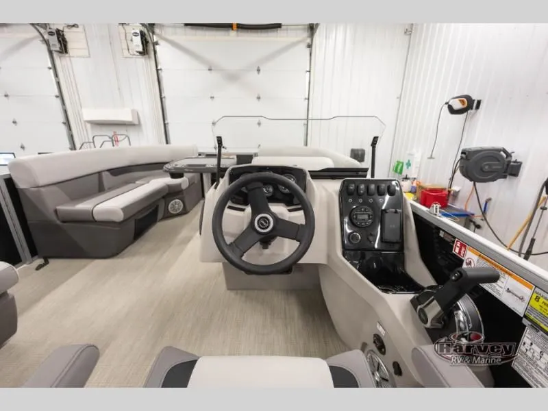 Slide: The Image of Vectra Classic 19 L 2026 - 21