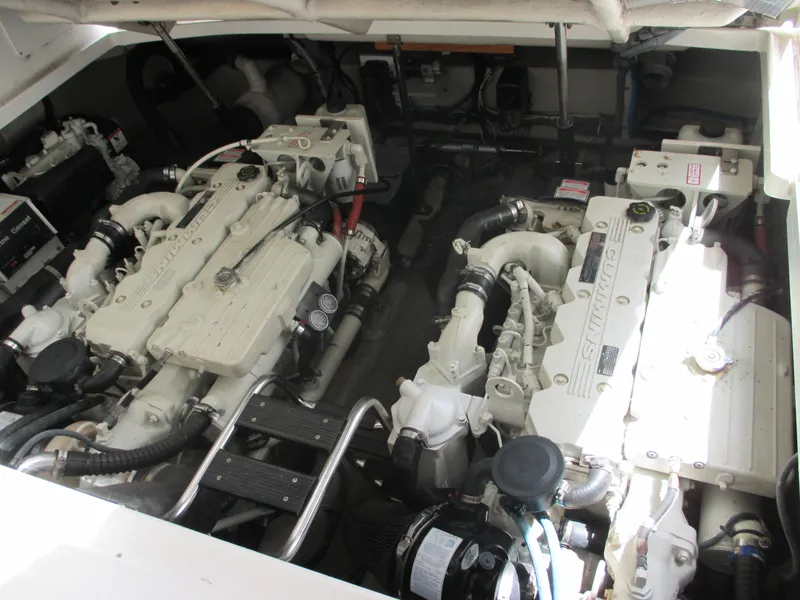 Slide: The Image of Engine room of 2005 Sea Ray 390 Sundancer with dual engines. - 45