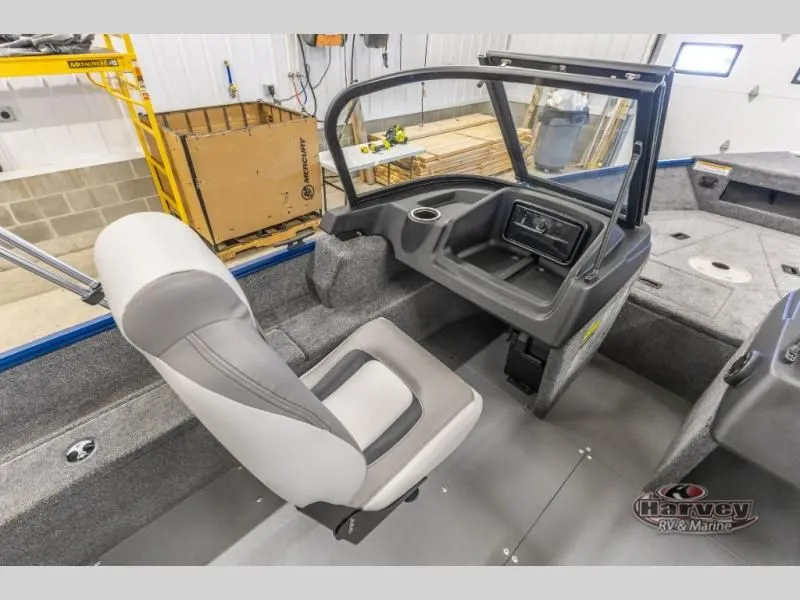 Slide: The Image of Holiday 162 WS MAX 2025 - 12