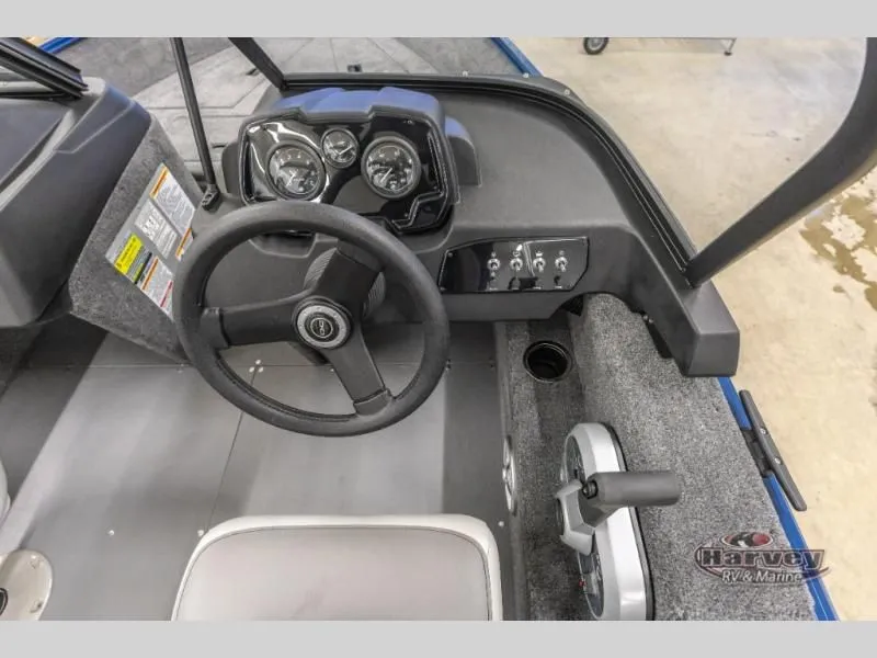 Slide: The Image of Holiday 162 WS MAX 2025 - 18