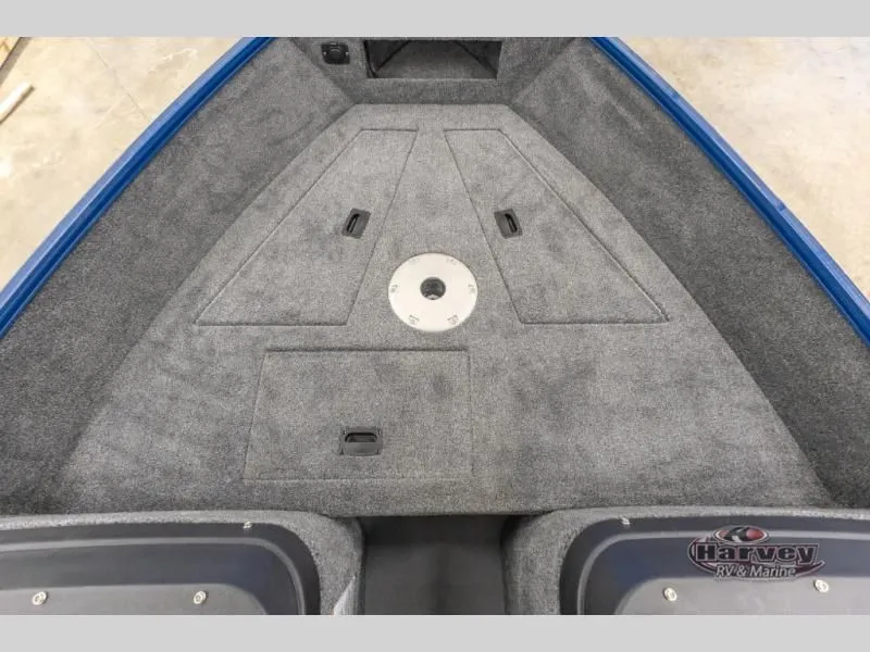 Slide: The Image of Holiday 162 WS MAX 2025 - 21