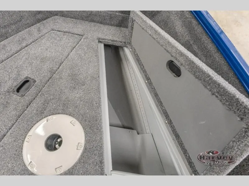 Slide: The Image of Holiday 162 WS MAX 2025 - 22