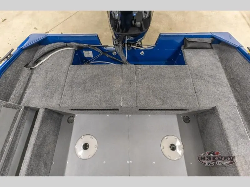 Slide: The Image of Holiday 162 WS MAX 2025 - 7