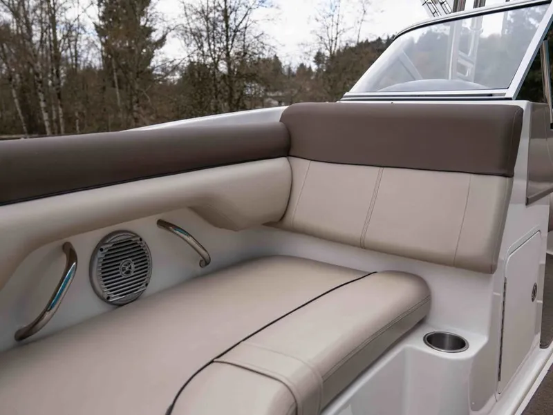 Slide: The Image of Bayliner 195 DB 2015 - 13