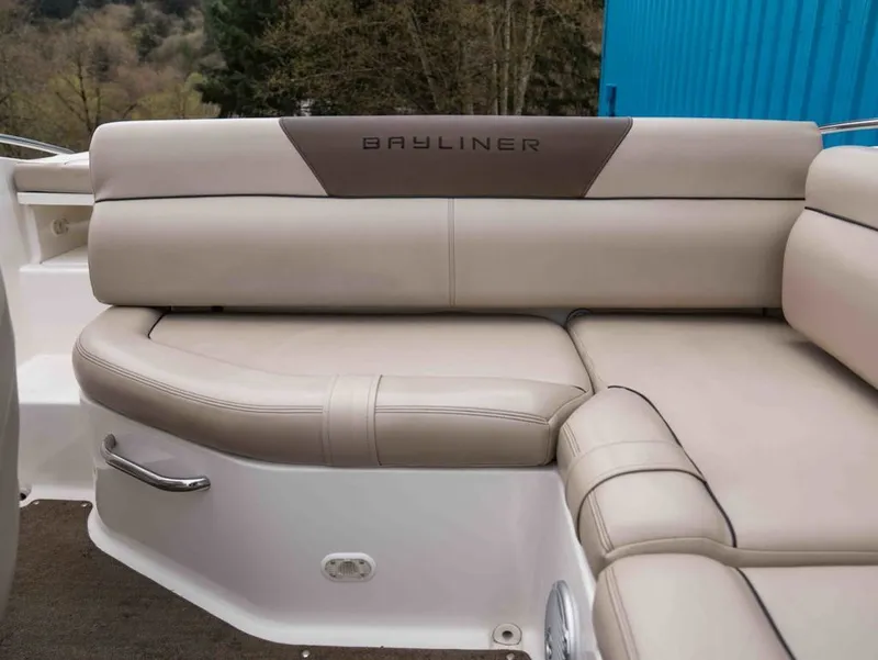 Slide: The Image of Bayliner 195 DB 2015 - 16