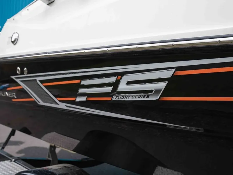 Slide: The Image of Bayliner 195 DB 2015 - 19