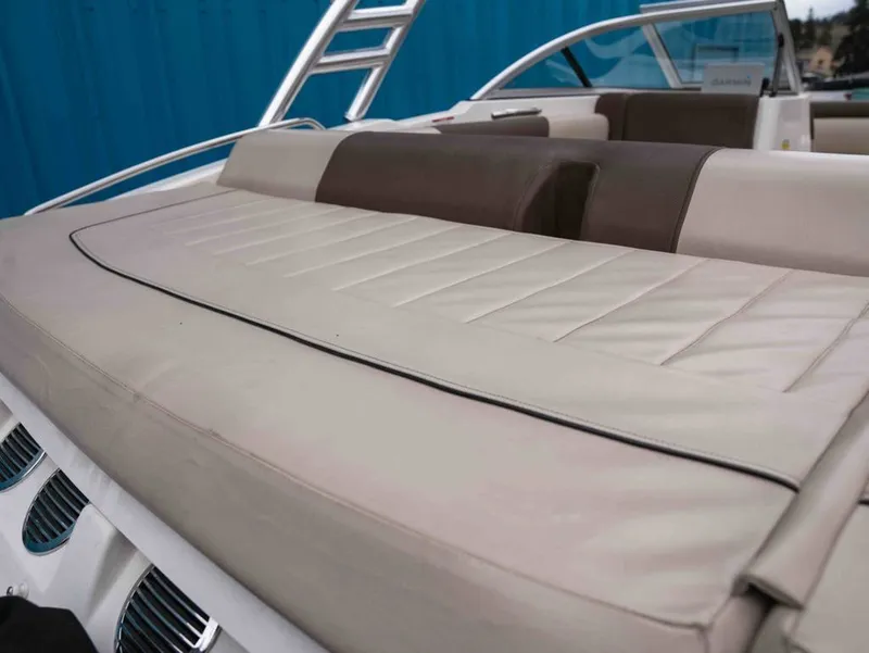 Slide: The Image of Bayliner 195 DB 2015 - 4