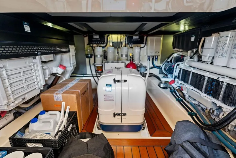 Slide: The Image of Palm Beach PB55 Flybridge 2018 - 61