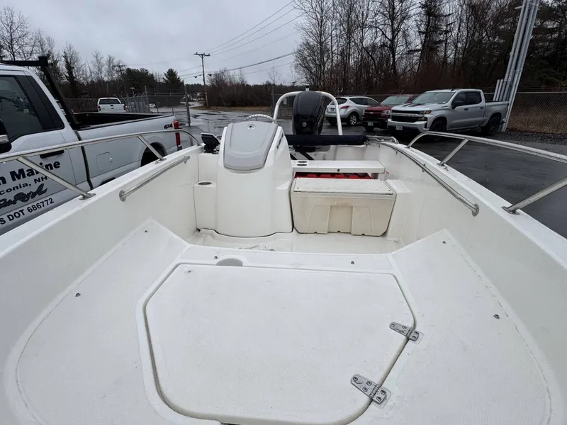 Slide: The Image of Boston Whaler 16SS 2024 - 3