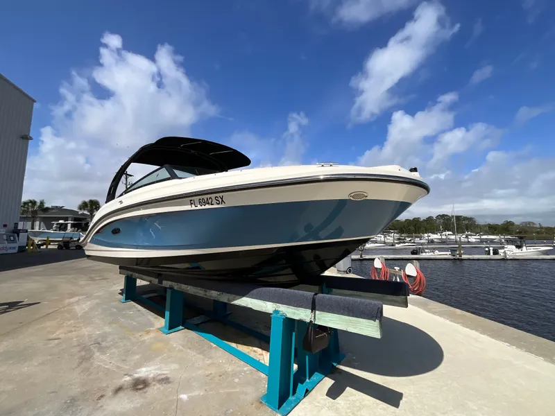Slide: The Image of Sea Ray 23 SPX 2021 - 1