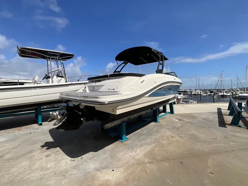 Slide: The Image of Sea Ray 23 SPX 2021 - 4