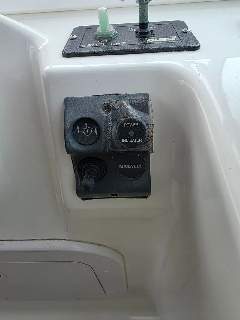 Slide: The Image of Wellcraft 290 Coastal 2001 - 13