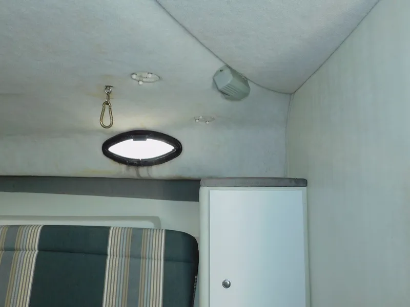 Slide: The Image of Wellcraft 290 Coastal 2001 - 34