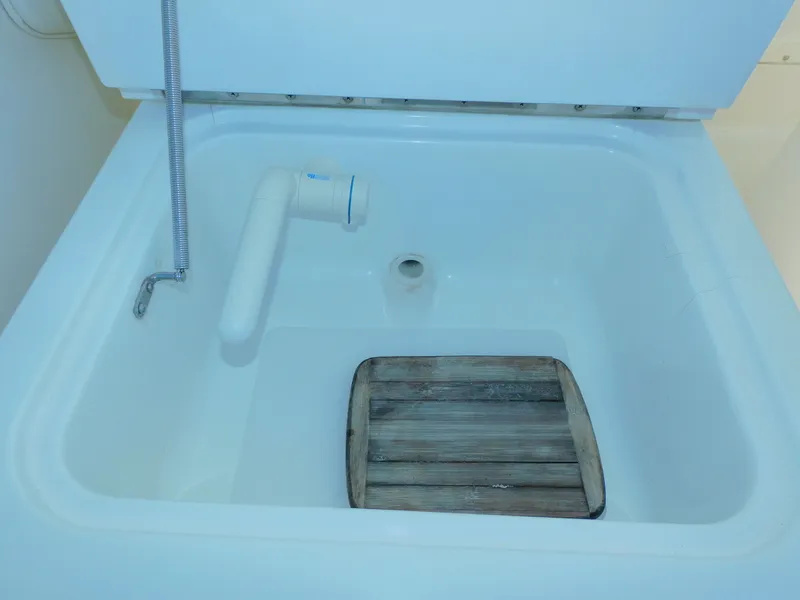 Slide: The Image of Wellcraft 290 Coastal 2001 - 55