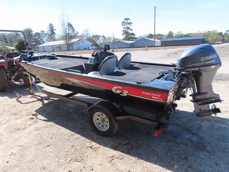 Slide: The Image of 2012 G3 Eagle 166 SE boat with Yamaha 40 motor on trailer. - 8