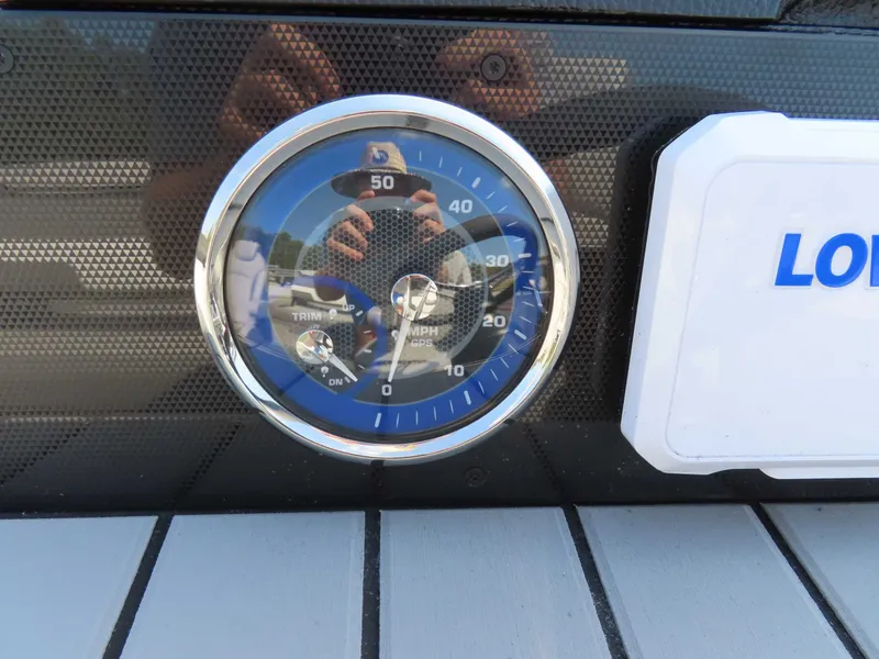 Slide: The Image of Premier SUNSATION 210 RL 2026 speedometer with GPS display. - 17