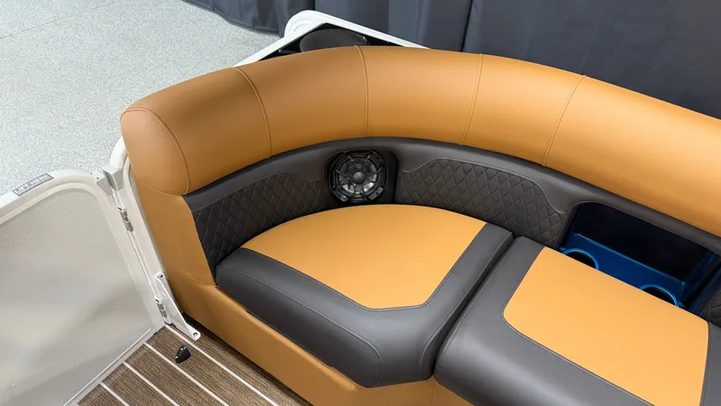 Slide: The Image of Premier 210SUNSATION 2027 - 65