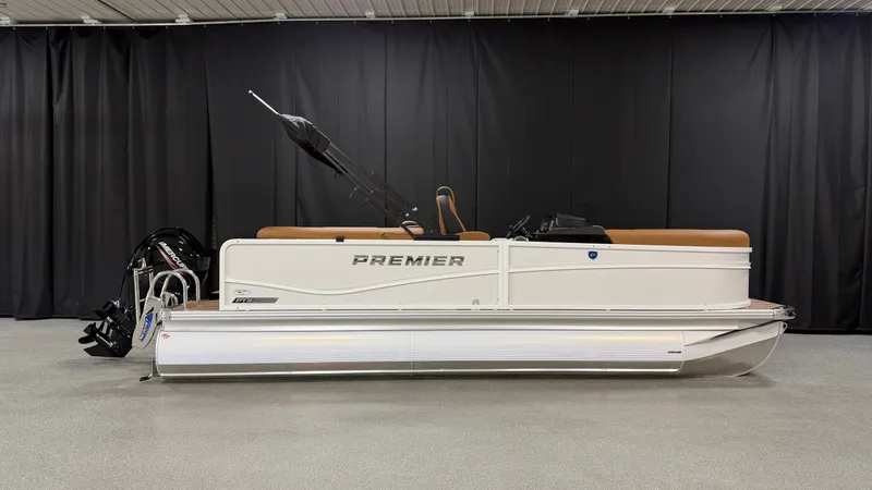 Slide: The Image of Premier 210SUNSATION 2027 - 4