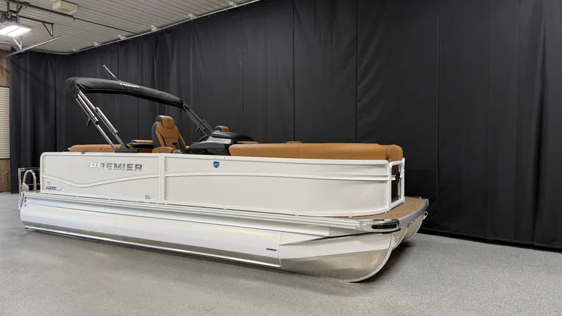 Slide: The Image of Premier 210SUNSATION 2027 - 5