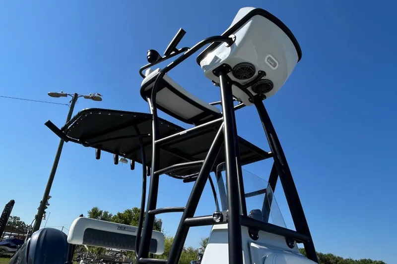 Slide: The Image of 2026 Pathfinder 2500 Hybrid boat tower against clear blue sky. - 8