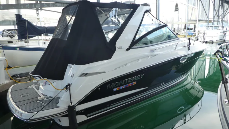 Slide: The Image of Monterey 295 Sport Yacht 2019 - 56