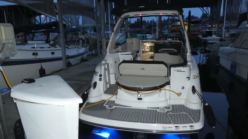 Slide: The Image of Monterey 295 Sport Yacht 2019 - 62