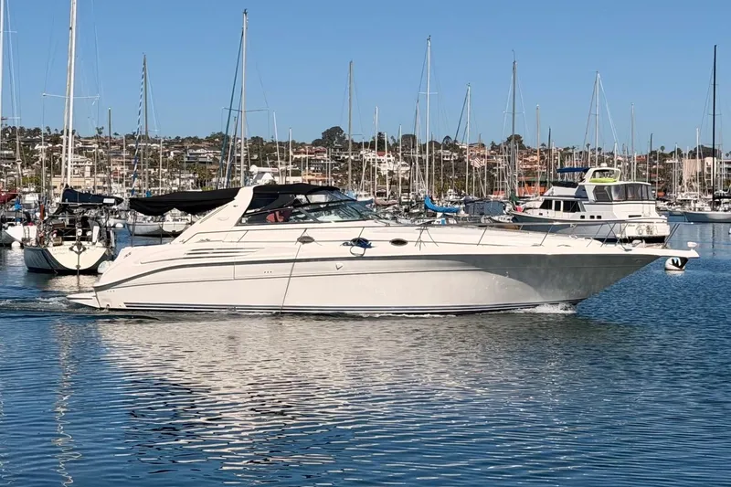The Image of Sea Ray 450 Sundancer 1996 - undefined