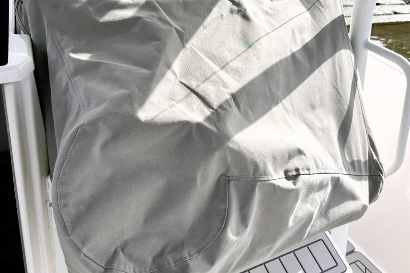 Slide: The Image of Protective cover on Solara S-250 CW boat seat, 2025 model. - 51