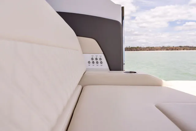 Slide: The Image of Cruisers 50 GLS 2024 - 81