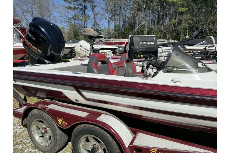 Slide: The Image of 2005 Bumble Bee 2100 boat with Yamaha engine and Lowrance electronics. - 6