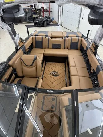 Slide: The Image of Interior of 2026 Malibu Wakesetter 23 LSV with luxurious leather seating. - 8